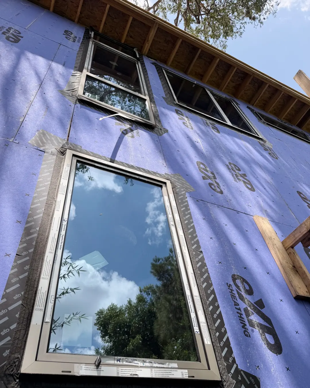 Large-Scale Reynaers Glazing Project
