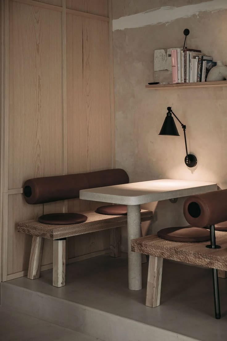 Venetian Plaster Application — Tea Room Interior