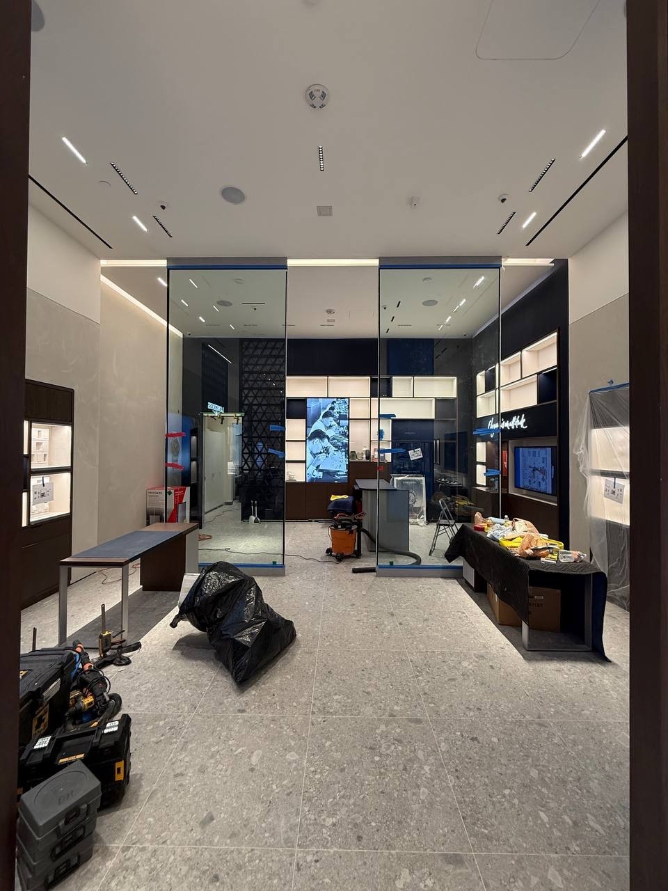 Longines Boutique — The Domain