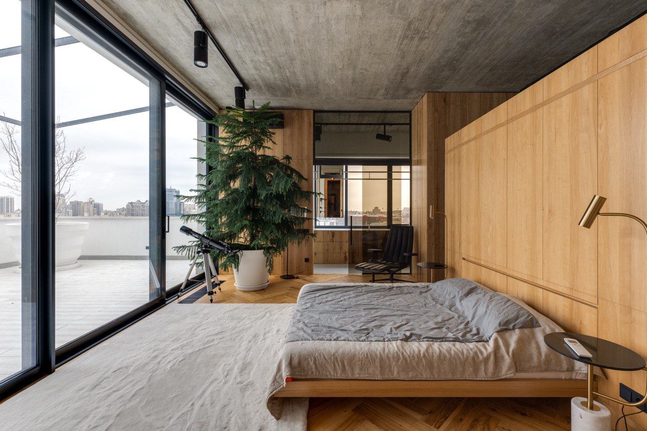 Ash in Oil Apartment Renovation