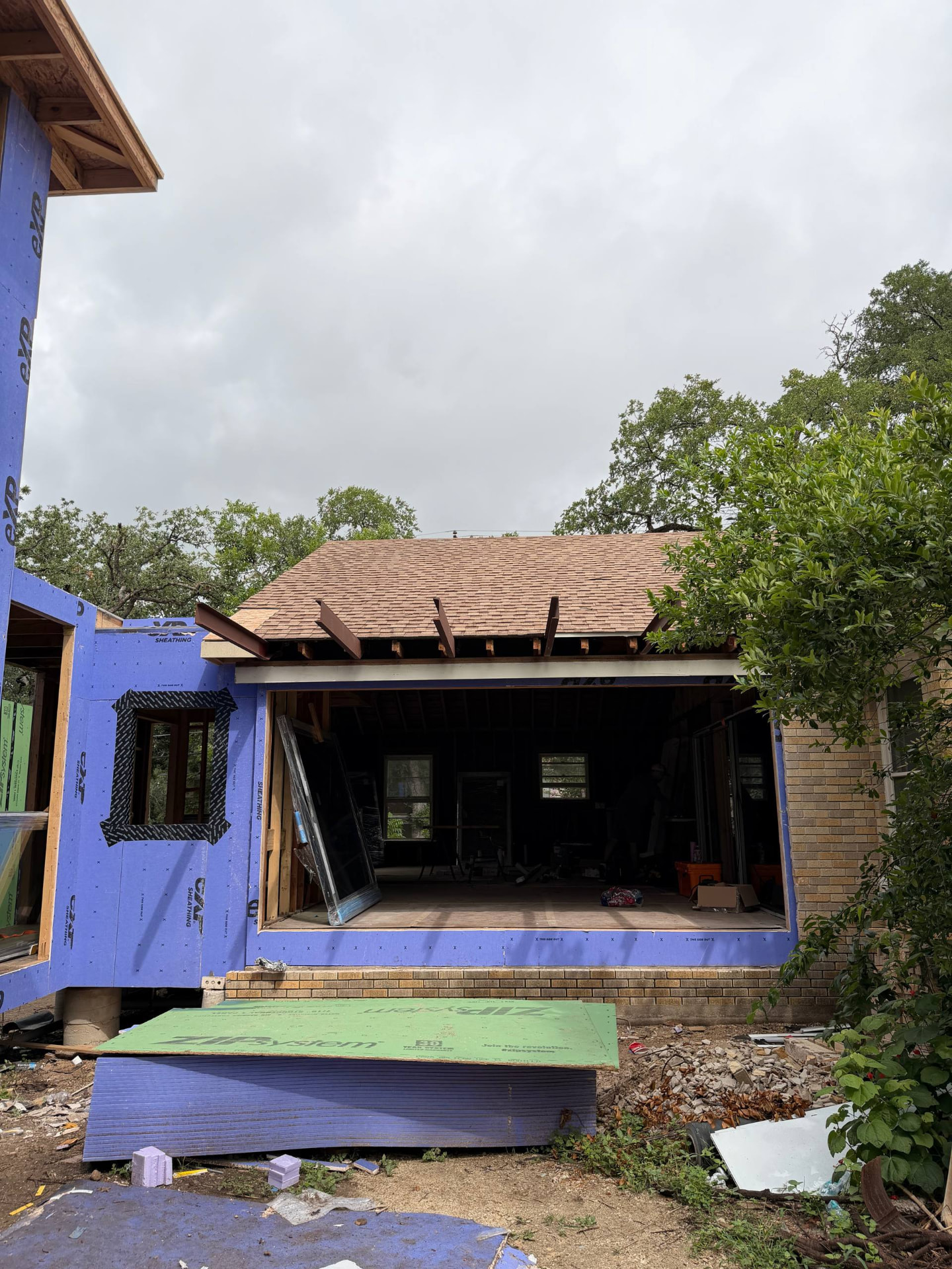 Large-Scale Reynaers Glazing Project