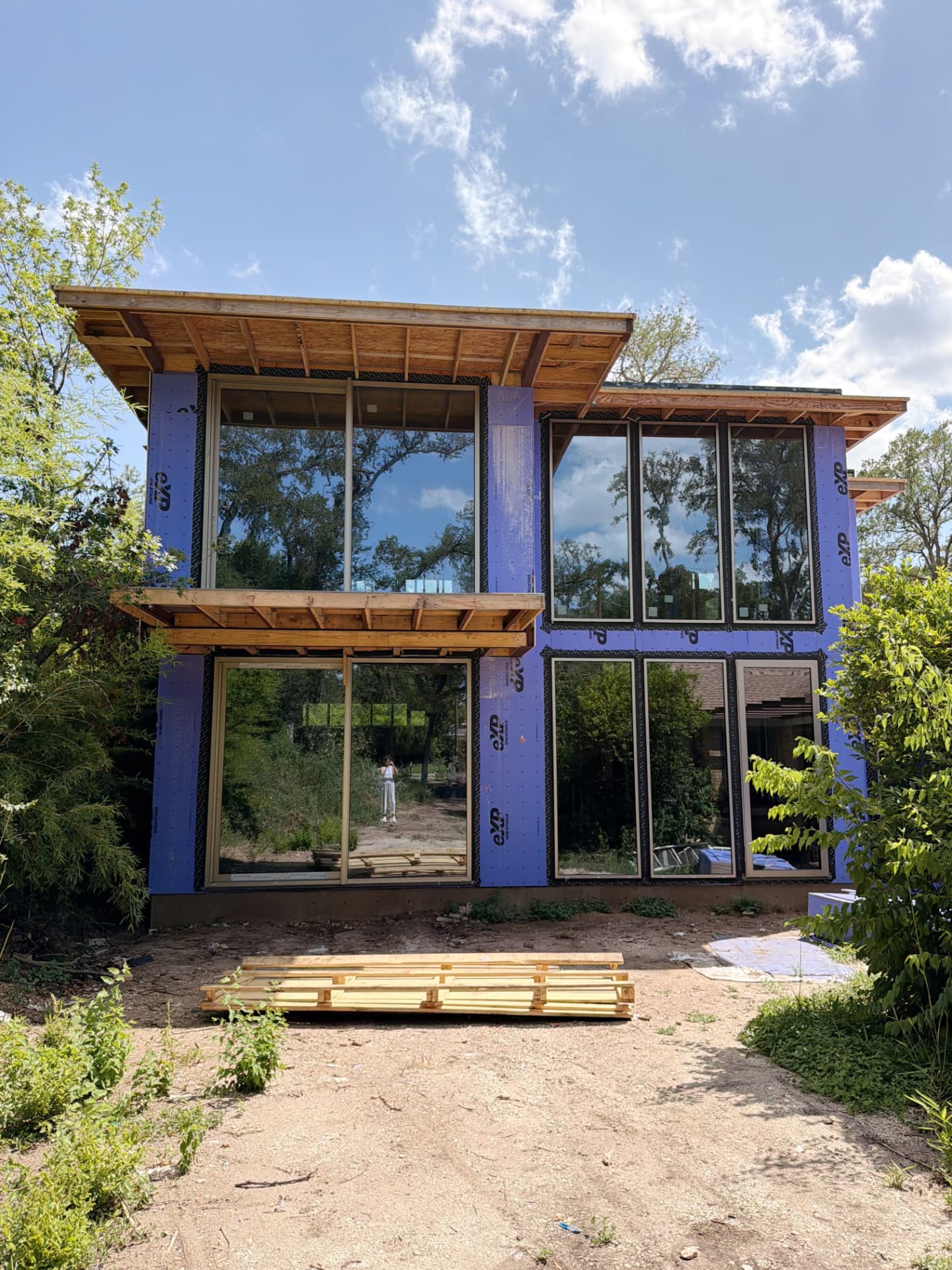 Large-Scale Reynaers Glazing Project