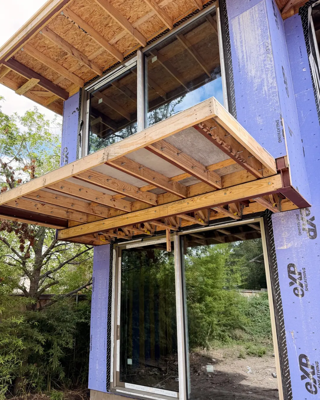 Large-Scale Reynaers Glazing Project