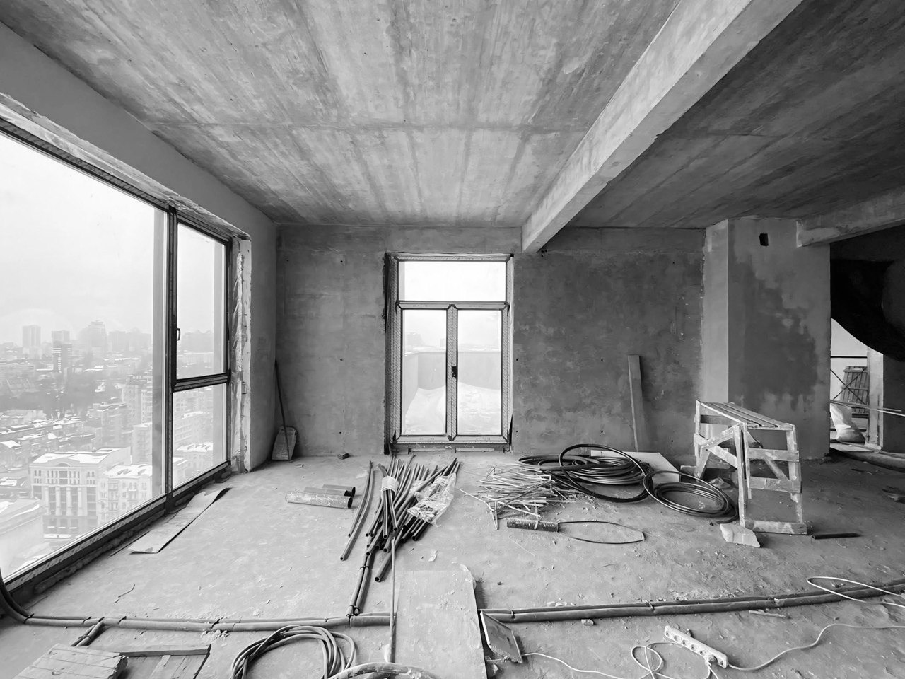 Ash in Oil Apartment Renovation